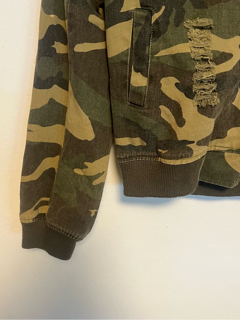 FASHION NOVA Camo Distressed Bomber Jacket - Size XS - - Picture 11 of 15